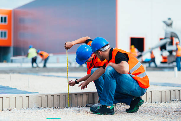 Best Custom Concrete Contractor  in Auburn Lake Trails, CA